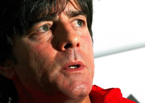 Dienstag 08.02.2011, in Kamen, Deutsche Nationalmannschaft, Deutschland, Bundestrainer Joachim Loew (GER) DeFodi018 o0 Trainer, Nationaltrainer