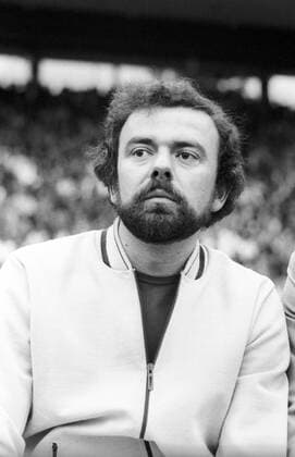 Trainer Martin Luppen (SC Fortuna Köln) Porträt