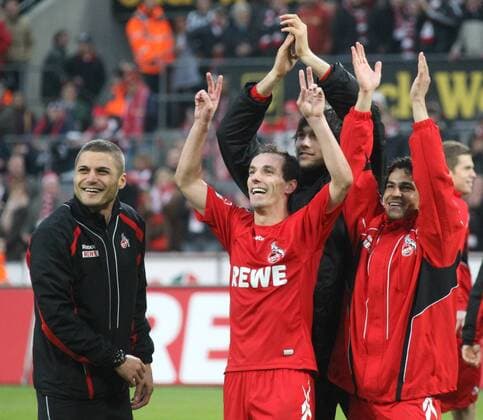 1. FC Köln - 1. FSV Mainz 05 - Schlussjubel Köln mit Petit (Mitte)