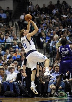 February 16, 2011: Dallas Mavericks power forward Dirk Nowitzki 41 shoots a fade away jump shot in an NBA game between the Sacramento Kings and the Dallas Mavericks at the American Airlines Center in Dallas, TX Dallas defeated Sacramento 116-100 Icon2011021628 EDITORIAL USE ONLY