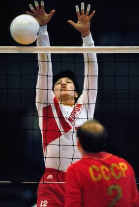 Shunichi Kawai (JPN), SEPTEMBER 29, 1986 - Volleyball : 1986 FIVB Men s Volleyball World Championship Second round Group F match between Japan 0-3 Soviet Union in Nantes, France.  (001454)