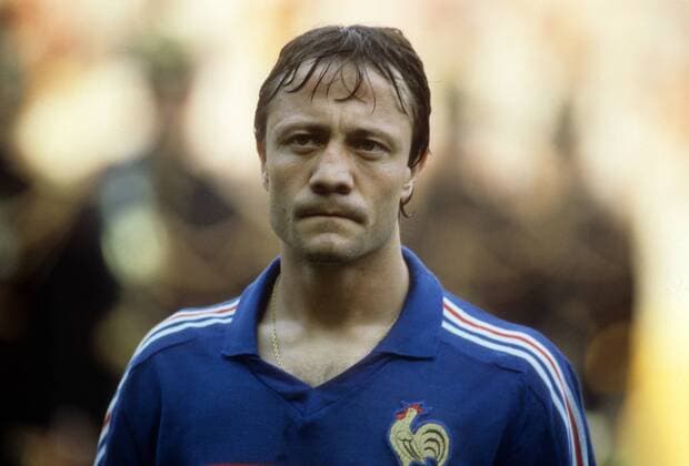 Bernard Lacombe (Frankreich) - DEUTSCHSPRACHIGE SPORTZEITSCHRIFTEN UND -ZEITUNGEN NUR NACH RÜCKSPRACHE Fußball Länderspiel Herren EM 1984, Nationalteam, Finale Porträt Paris