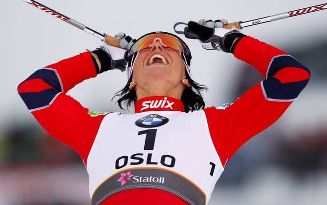 SKI NORDISCH - FIS Nordische WM 2011 OSLO, 24.FEB.11 - SKI NORDISCH, LANGLAUF - FIS Nordische Ski Weltmeisterschaften 2011, Holmenkollen, 1,3km Sprint der Damen, Freistil. Bild zeigt den Jubel von Weltmeisterin Marit Björgen (NOR).  o0 Freude Sieg Emotionen