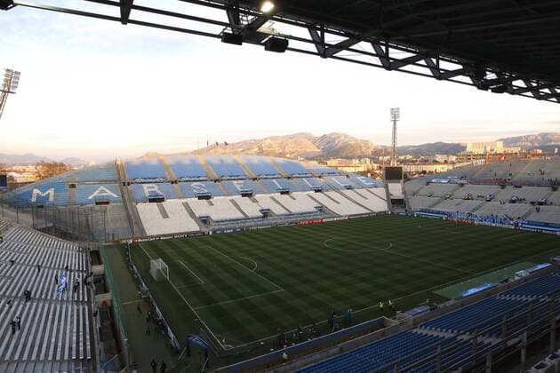 Fußball, Stadiongeschichte Olympique Marseille General view of Stade Velodrome - home of Olympique Marseille, 23rd February, 2011 EDITORIAL USE ONLY. No use with unauthorised audio, video, data, fixture lists, club league logos or live services. Online in-match use limited to 120 images, no video emulation. No use in betting, games or single club league player publications. o0 FRA Leere