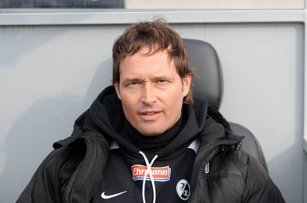26.02.2011, Regionalliga Süd Saison 2010 011, FSV Frankfurt U23 II (weiß) vs SC Freiburg II (rot), U 23 Amateure, Trainer Marcus Sorg (SC Freiburg)