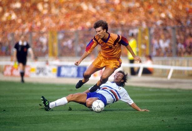 Michael Laudrup (FC Barcelona, L), Moreno Mannini (Sampdoria Genua, R) , Champions League Finale, London 1991 1992 xVIxImagoxSportfotoxIVx 262994 o0 Barca