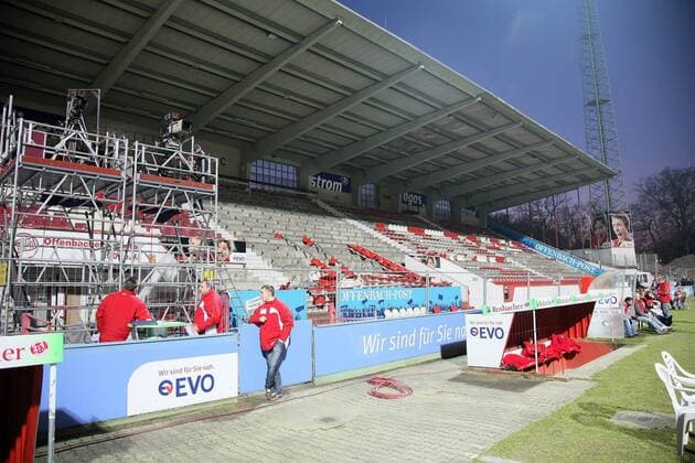 Fußball, Stadiongeschichte Kickers Offenbach Im Umbau befindliche Haupttribüne im Stadion am Bieberer Berg - Kickers Offenbach