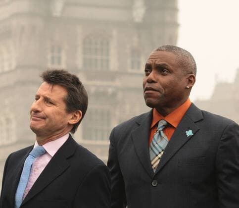 LOCOG president Sebastian Coe (GBR, L) and Carl Lewis (USA) pose at a photocall to launch the London 2012 Olympics tickets going on sale today at City Hall, London -  LON2011031515 o0 Verkauf Ticket Karten Eintrittskarten