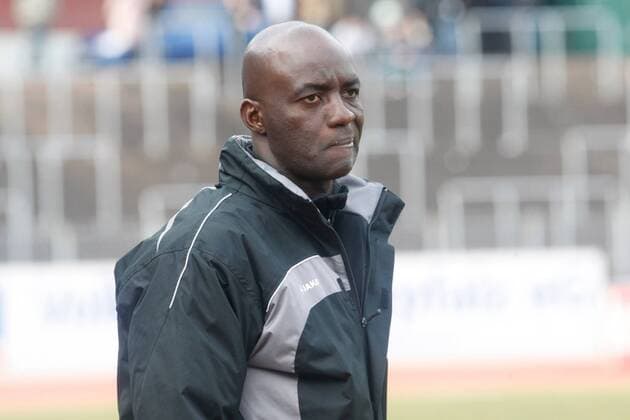 Fußball, Trainerhistorie FC 08 Homburg von 1957 bis heute In der Regionalliga West, tritt am Samstag (12.03.2011) der FC 08 Homburg gegen Borussia Mönchengladbach II an. Im Bild: Taifour Diane (Co-Trainer des FC 08 Homburg).