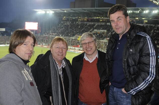 V.li.: Co Trainer Michael Oenning (HSV) , DFB U18 Bundestrainer Horst Hrubesch Trainer, Jürgen Stars (GER), Dieter Hecking, Trainer 1 FC Nürnberg, - FC St. Pauli vs VFB Stuttgart