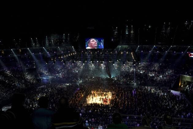 Lanxess Arena - Vitali KLITSCHKO (UKR) - Odlanier SOLIS (CUB), Boxen, Schwergewichts-WM (WBC) am 19.03.2011 in Koeln, o0 Totale Sportstätte GER Halle