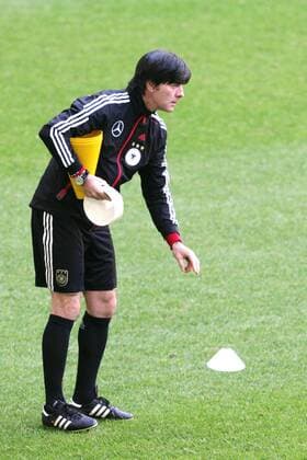 Training Deutsche Nationalmannschaft am 28.03.2011 in Düsseldorf Nationaltrainer Joachim Löw ( Deutschland )
