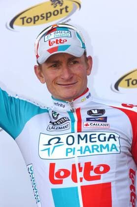 2011, KBC Driedaagse van De Panne - Koksijde, Etappe 1 Middelkerke - Zottegem: Omega Pharma-Lotto 2011, Etappensieger Andre Greipel (GER) jubelt  o0 Siegerehrung