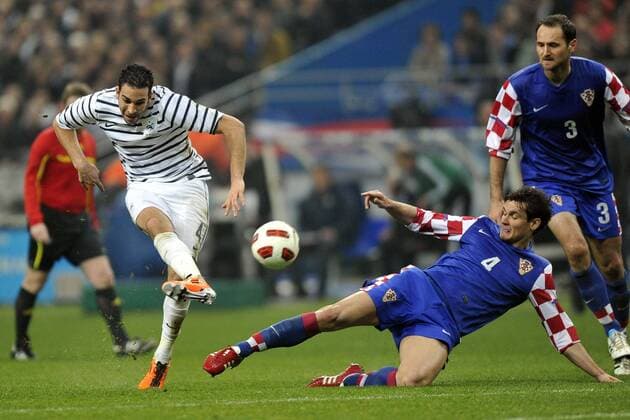 Frankreich - Kroatien (blau): Adil RAMI (L) vs Dejan LOVREN - xAnthony.BibardxFEPx 