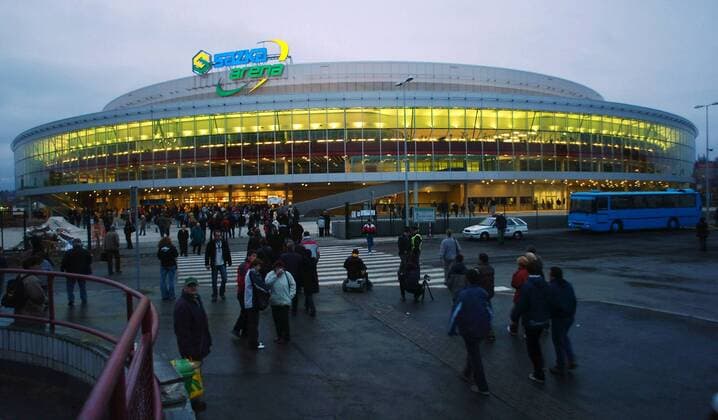 Multifunctional Sazka arena build for the IIHF World Cup 2004 in Prague pictured on March 23, 2004. (CTKxPhoto MichalxDolezal)  CTKPhoto520169173