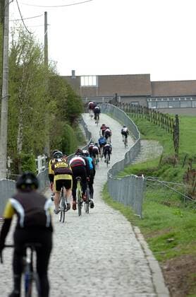 Tour des Flandres 2011 Teilnehmer am Patersberg  o0 Teilnehmer Fahrer Radfahrer