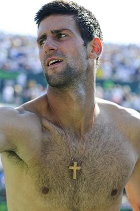 NOVAK DJOKOVIC (SRB) at the Sony Ericsson Open - ZUMAsd3 o0 nackt Kreuz Kruzifix Kette Objekte Schmuck sexy