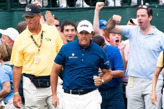 Humble, Texas, Phil Mickelson (USA) pumps his fist after Mickelson birdie in hole-1 to start the final round of the Shell Houston Open. - ZUMAq99 o0 Jubel, Freude