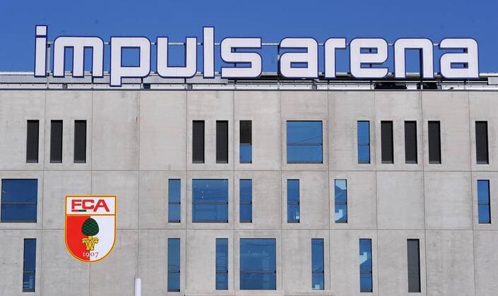 Fußball, Stadiongeschichte FC Augsburg Impuls Arena, Heimspielstätte des FC Augsburg  Totale