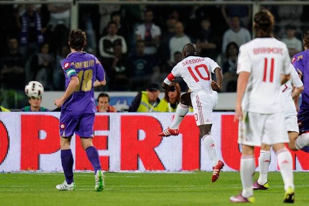 Serie A - ACF Fiorentina (AC Florenz, violett) - AC Mailand (weiss) 1:2 - Tor von Clarence Seedorf (Milan, Mitte) - 