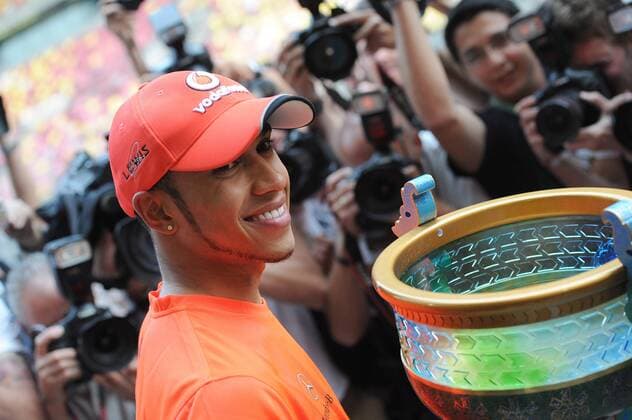 Formel 1: Grand Prix von China, 17.04.2011 - Sieger LEWIS HAMILTON (GBR) - MCLAREN MERCEDES MP4-26 - xGillesxLeventx 