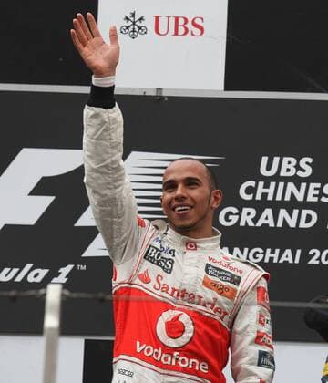 Formel 1 GP von China in Shanghai, 17.04.2011; Lewis Hamilton (England McLaren Mercedes) - Sieger des GP von China 2011 o0 Jubel, Freude Sieg, Sieger