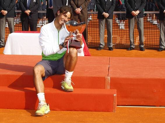 Monaco, The Monte Carlo Rolex Masters, Finale, Rafael Nadal (ESP) --  NADAL-AS-170411-19 o0 Pokal Trophäe Objekte