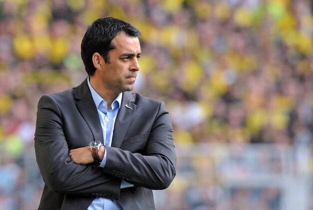 Borussia Dortmund (gelb BVB) - SC Freiburg (weiß), Freiburgs Trainer Robin Dutt