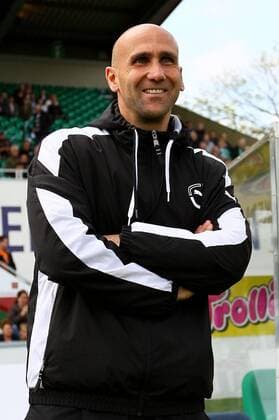 Fußball 2. Bundesliga 30. Spieltag: SpVgg Greuther Fürth - SC Paderborn 07 am Sonntag (17.04.2011) in der Trolli Arena in Fürth Andre Schubert ( Paderborn )