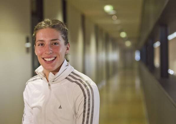 Andrea PETKOVIC, GER , Fotoshooting, Portrait, Kopf, Halbfigur, Gesicht, Aktion, Einzelbild beim Porsche Tennis Grand Prix, dem WTA Tennis Damen Damen Tennis Turnier in Stuttgart, Deutschland, am 18.04.2011