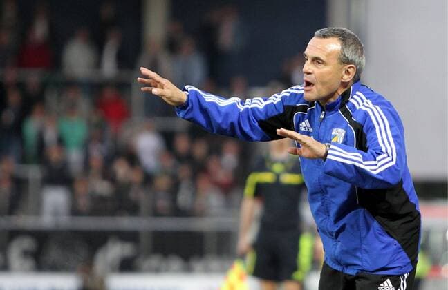 SV Babelsberg 03 vs. FC Carl Zeiss Jena - Trainer Wolfgang Frank (Jena)