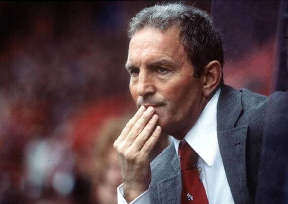 MANCHESTER UNITED coach DAVE SEXTON FOOTBALL 1980 - 