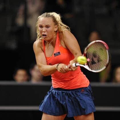Caroline WOZNIACKI DÄNEMARK Einzelbild, Aktion 20.04.2011 Porsche Tennis Grand Prix Stuttgart 2011 16.04.-24.04.2011 Damen Porsche Tennis Grand Prix Stuttgart 2011
