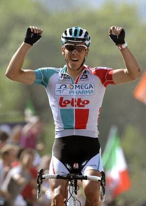Philippe Gilbert (BEL) - Team Omega Pharma Lotto - gewinnt den Fleche Wallonne 2011 --- PhotoNews  o0 Sieg Jubel Freude o0 Wallonischer Pfeil