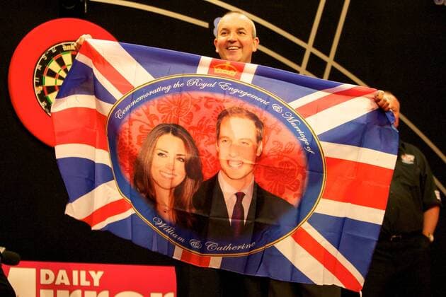 28.04.2011. Liverpool Echo Arena, Liverpool, England. PDC Premier League Darts. Phil Taylor sends his wishes to the royal couple. xTimxWilliamsx  ActionPlus11165015 Content restricted for UK based newspaper