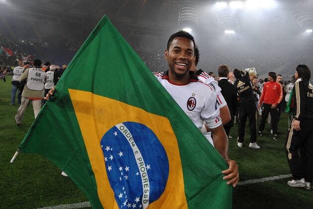 ROBINHO - AC Milan feiert die italienische Meisterschaft 2010 2011 Andreaxstaccioli o0 Scudetto Freude