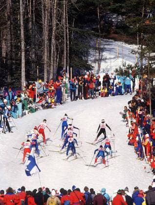 Cross Country skiers. 1988 Calgary Winter Olympics  o0 Totale Starter Teilnehmer Langläufer Läufer o0 Ski Skisport Langlauf Nordisch