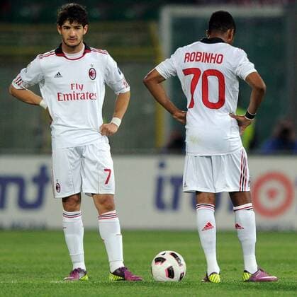 US Palermo (rosa) - AC Mailand (weiß), Alexandre Pato (L), Robinho  o0 Enttäuschung
