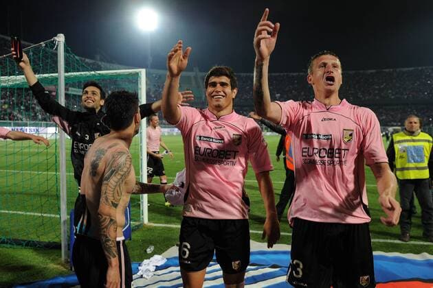 US Palermo (rosa) - AC Mailand (weiß), Schlußjubel Palermo, Ezequiel Munoz (L), Dorin Goian  o0 Jubel, Freude