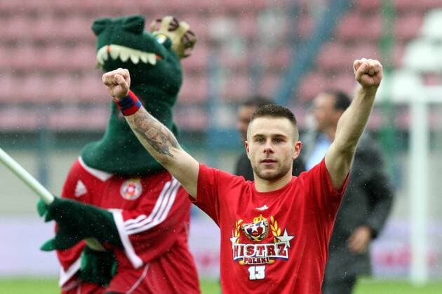 15.05.2011 KRAKOW, UL. REYMONTA, PILKA NOZNA , EKSTRAKLASA SEZON 2010 2011 , RUNDA WIOSENNA ( POLAND, POLISH FOOTBALL LEAGUE EKSTRAKLASA - SEASON 2010 2011) MECZ DERBOWY WISLA KRAKOW - CRACOVIA KRAKOW NZ PATRYK MALECKI - RADOSC MISTRZOSTWO POLSKI -  20110515CSPW5008
