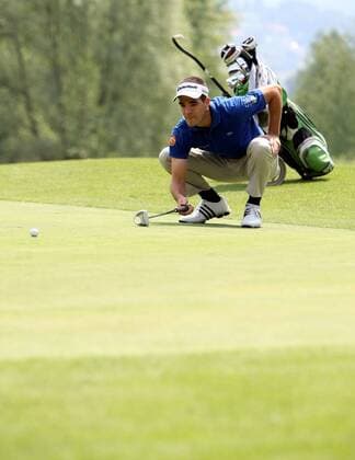 GOLF - Alps Tour, Austria Pro Tour, Gösser Open 2011 MARIA LANKOWITZ,AUSTRIA,21.MAI.11 - DIVERS, GOLF - Alps Tour, Austria Pro Tour, Gösser Open 2011 im GC Erzherzog Johann. Bild zeigt Inigo Urquizu (ESP). 