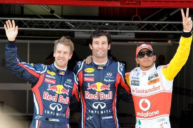 Qualifying GP von Spanien in Barcelona, v.li.: SEBASTIAN VETTEL (GER) - RED BULL RENAULT RB7 -, MARK WEBBER (Pole Position AUS) - RED BULL RENAULT RB7 - und LEWIS HAMILTON (GBR) - MCLAREN MERCEDES MP4-26 -  GillesLevent o0 Jubel Freude