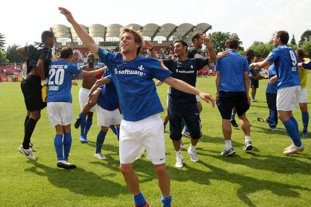 21.05.2011, Regionalliga Süd, 33. Spieltag: VfR Wormatia Worms - SV Darmstadt 98. Jubel Darmstadt nach Spielschluss. o0 Freude