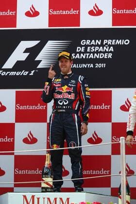 22.05.2011- Race, Sebastian Vettel (GER), Red Bull Racing, RB7 race winner Spanish Grand Prix, Barcelona, Round 5, 19-22 May 2011  o0 Sieg Siegerehrung