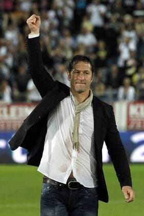FUSSBALL - BL, GRAZ,AUSTRIA,25.MAI.11 - FUSSBALL - tipp3 Bundesliga powered by T-Mobile, Jubel und Freude, Meisterschaft des SK Sturm Graz, Siegerehrung --- Bild zeigt den Jubel von Trainer Franco Foda (Sturm). 