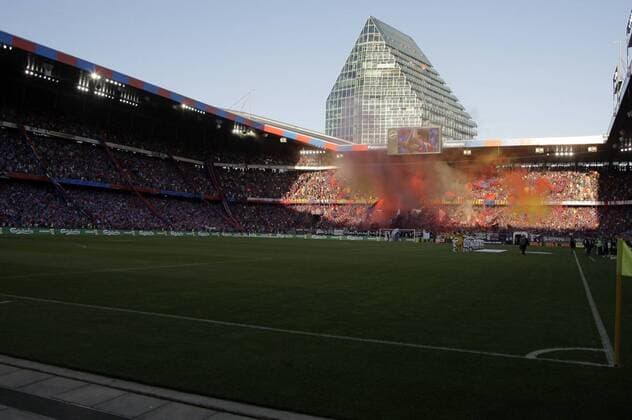 Fans des FC Basel - Choreographie - AXPO Super League, 25.05.2011, Saison 2010 2011, o0 fanchoreographie St. Jakob Park Zuschauer