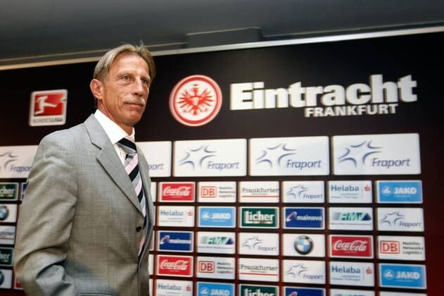 Pressekonferenz Eintracht Frankfurt 1. Fussball Bundesliga 2010 2011 Pressekonferenz zum Ende der Ära Christoph Daum Christoph Daum