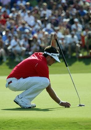 29 MAY 2011: Keegan Bradley lines up his putt on 18 during the playoff during the final round of the HP Byron Nelson Championship played at TPC Las Colinas Four Season Resort in Irving, TX. PGA Golf Herren MAY 29 HP Byron Nelson Championship - Final Round Icon1105290193 EDITORIAL USE ONLY