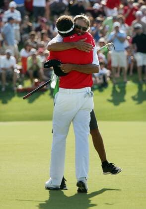 29 MAY 2011: Keegan Bradley celebrates his win in the playoff with caddie Steven Hale during the final round of the HP Byron Nelson Championship played at TPC Las Colinas Four Season Resort in Irving, TX. PGA Golf Herren MAY 29 HP Byron Nelson Championship - Final Round Icon1105290221 EDITORIAL USE ONLY