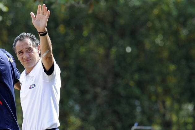 31.05.2011, Coverciano - Nationalteam Italien - Training 2011 - Nationaltrainer Cesare Prandelli 